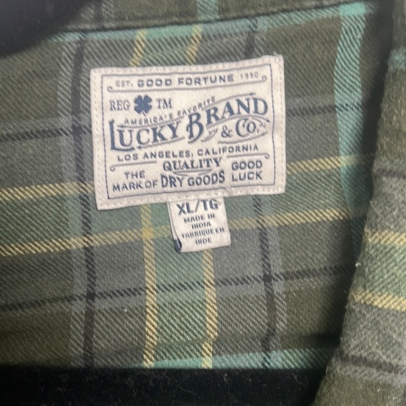Green button down. Lucky brand. size XL. Very good condition - Picture 2 of 2